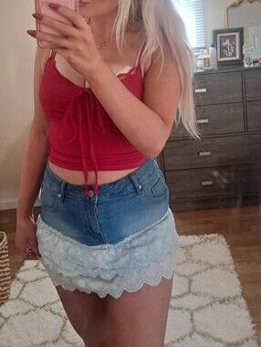 Ruffle denim mini skirt